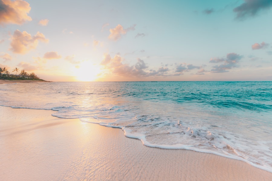 A turquoise Bermuda beach at sunset — Silver City Transport beach runs